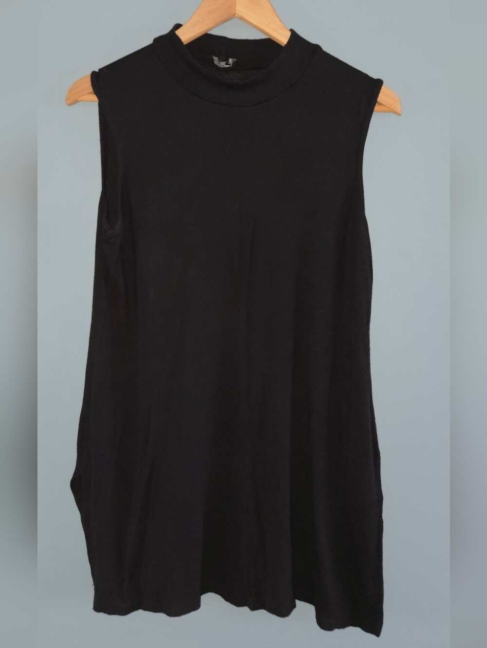 Cable & Gauge Black Sleeveless Mock Neck Dress